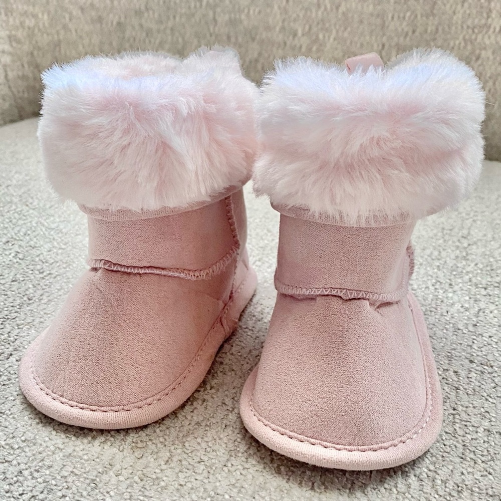 Never Worn Fur Boot